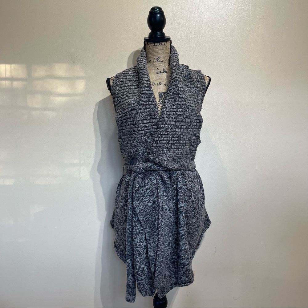 GAP Women's Open Front Tie Brown Knit Wrap Sleeveless Cardigan Sweater Vest